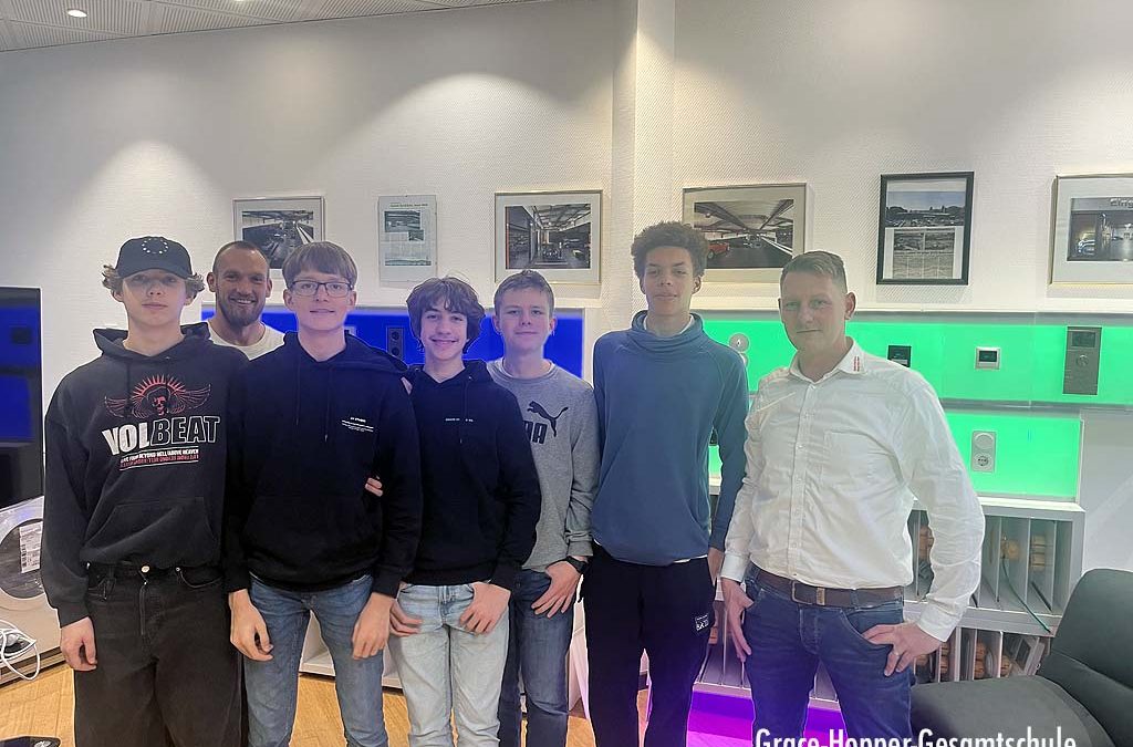 Maschinenclub @ Elektro Müller