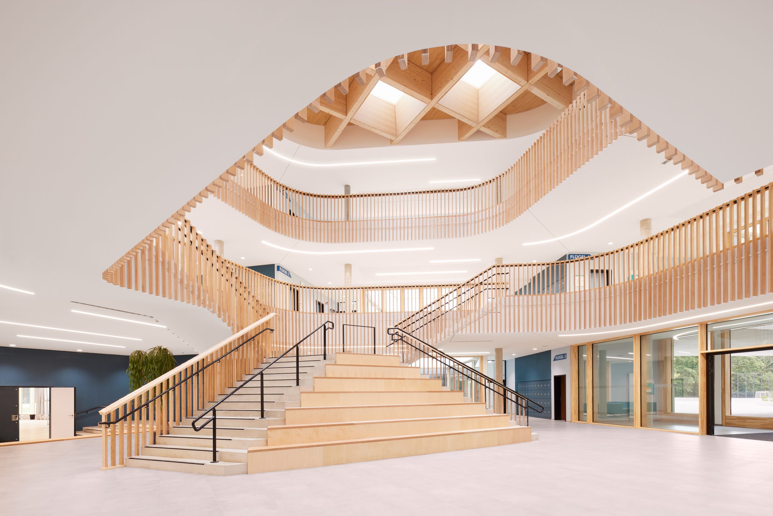 AE_highres_230816_6886